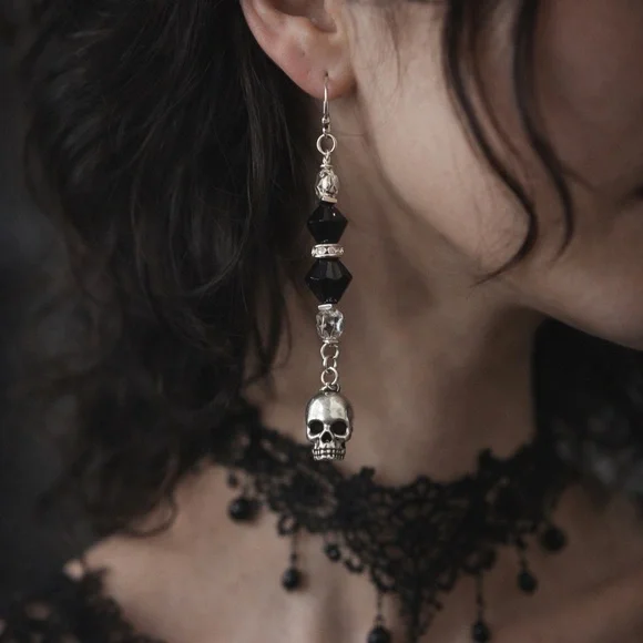 🖤 Petals & Poison Skull Dangle Earrings – Black Crystal & Silver Tone - Picture 2 of 3